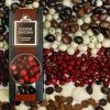 Фото Драже Клюква вяленая в шоколаде ассорти от магазина FedyaDich.ru