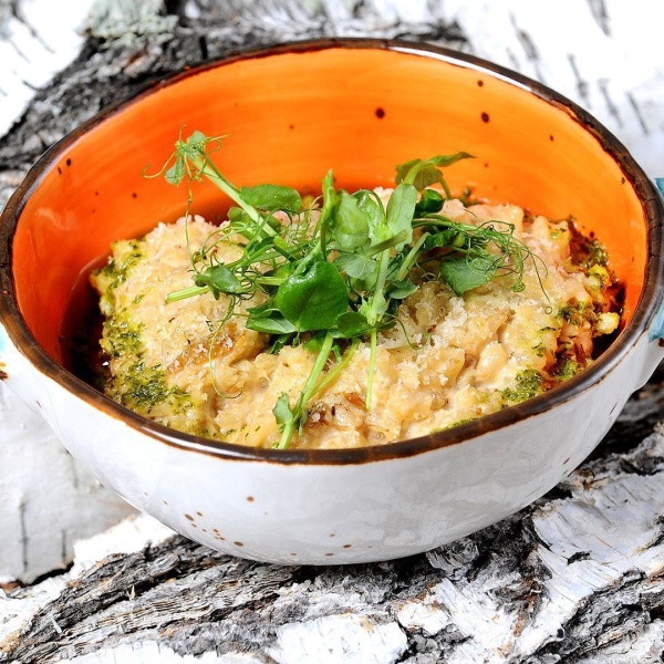 Каша в стиле ризотто с белыми грибами и пармезаном